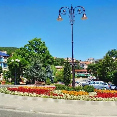 Bratanov Siana 5 Lejlighed *